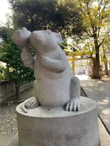 戸部杉山神社の狛犬