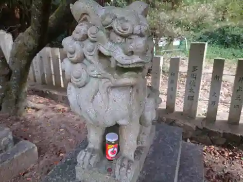 白姫大明神(水神社)の狛犬