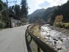 室生龍穴神社の周辺