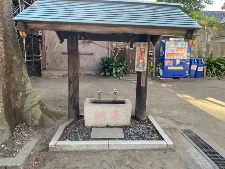 亀岡八幡宮(亀岡八幡神社)の手水舎