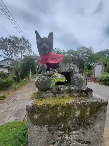 尾曳稲荷神社の狛犬