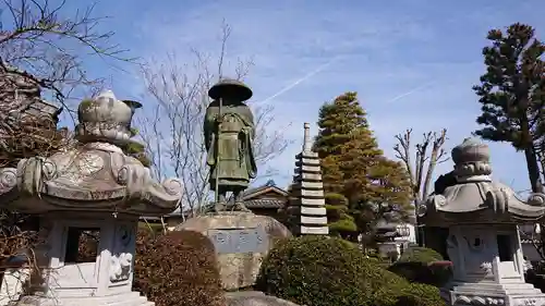 稱名寺の像