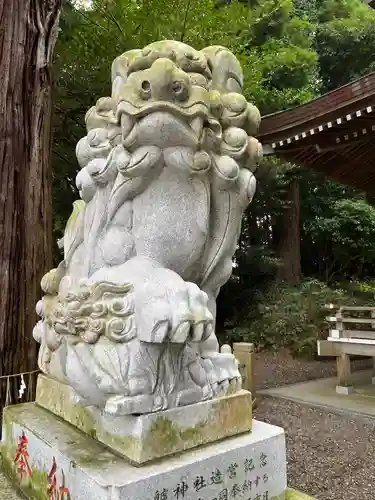 艫神社の狛犬