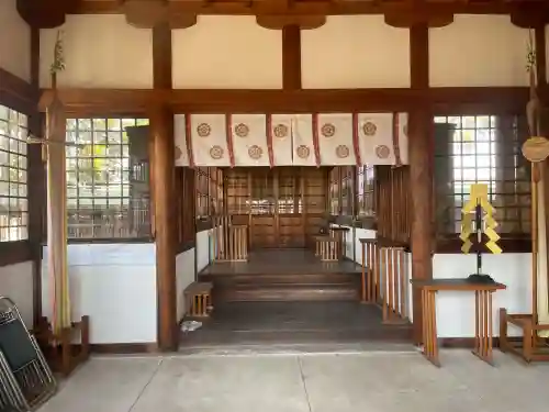 下多良神社の{uncategorized: "未分類", other: "その他", undefined: "問題あり", building: "その他建物", grave: "お墓", sacred_gate: "鳥居", guardian: "狛犬", statue: "像", buddha: "仏像", history: "歴史", nature: "自然", garden: "庭園", animal: "動物", pagoda: "塔", temizu: "手水舎", mountain_gate: "山門・神門", sanctuary: "本殿・本堂", subordinate: "末社・摂社", art: "芸術", scenery: "景色", jizo: "地蔵", ema: "絵馬", goshuin: "御朱印", omikuji: "おみくじ", items: "授与品その他", amulet: "お守り", goshuincho: "御朱印帳", eats: "食事", festival: "お祭り", votive_dance: "神楽", shichigosan: "七五三参", wedding: "結婚式", experience: "体験その他", initially: "初詣", around: "周辺", anti_infection: "感染症対策"}