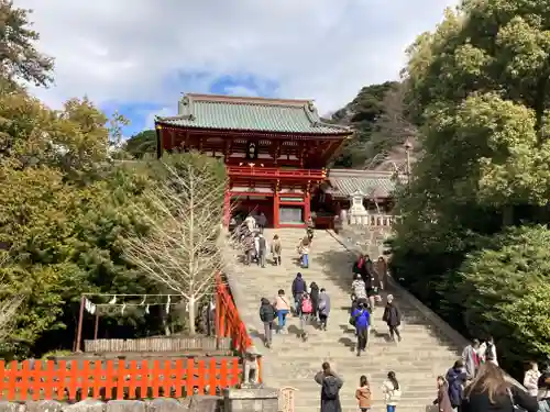 鶴岡八幡宮の山門・神門