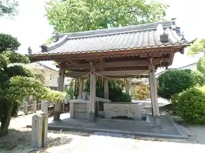 熊野神社(下矢田町)の手水舎