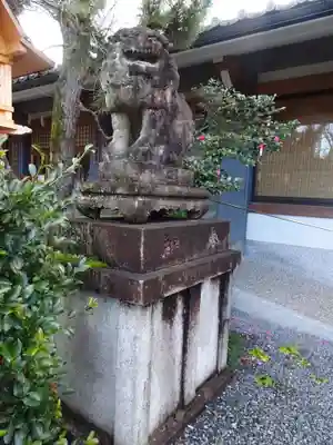 須賀神社の狛犬