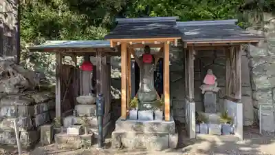 那古寺の地蔵