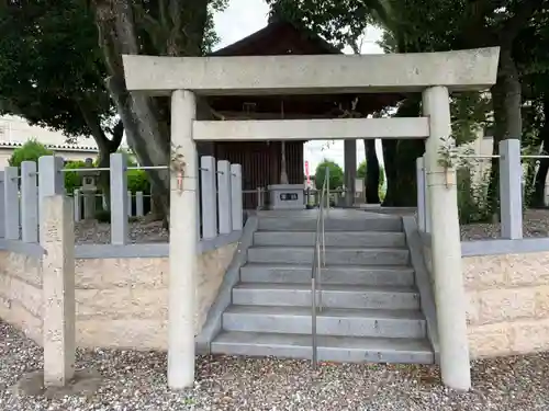 直会神社の鳥居