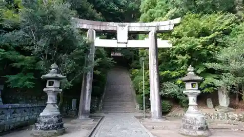 大原八幡宮の鳥居