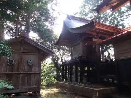 天日名鳥命神社の本殿