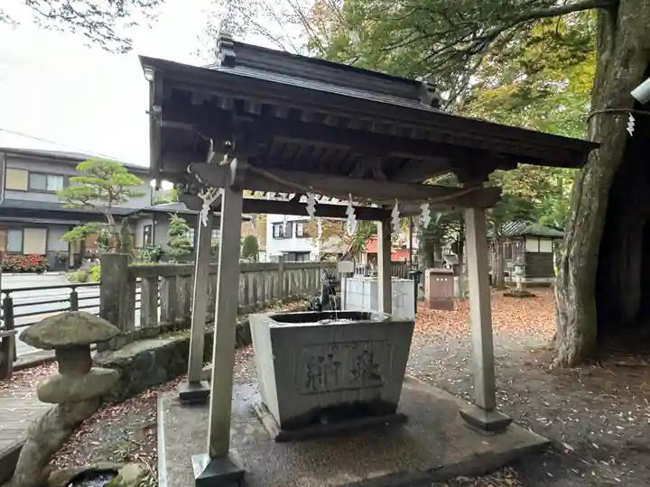 淺間神社(忍野八海)(山梨県)