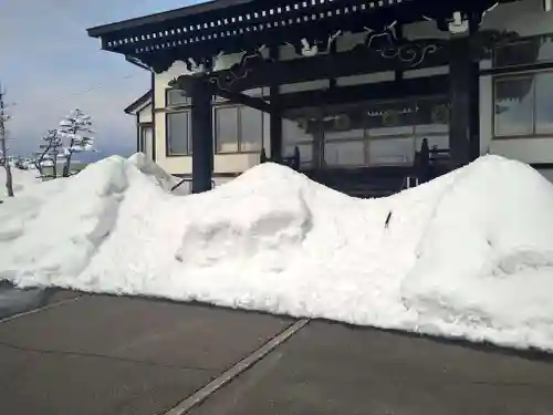 雨竜　専福寺の本殿