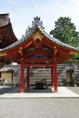 美濃國一宮　南宮大社の手水舎