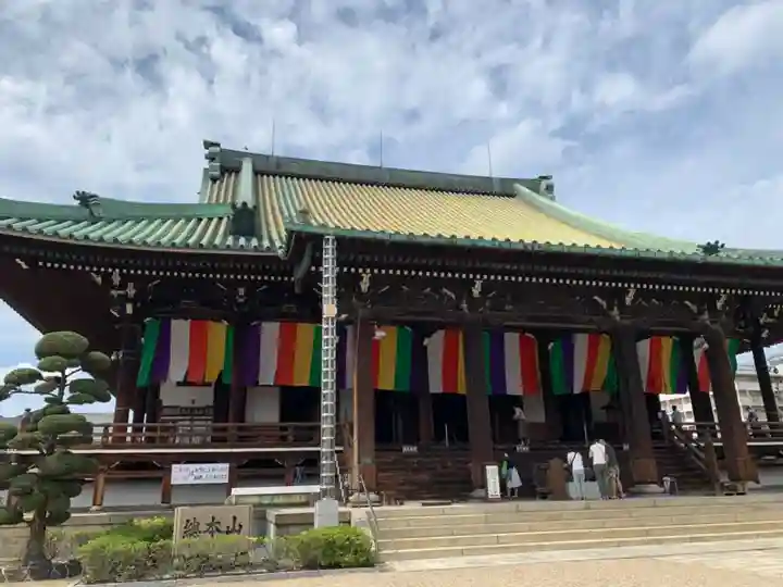 大念佛寺の本殿・本堂