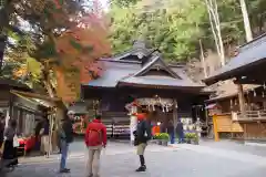 新倉富士浅間神社の本殿