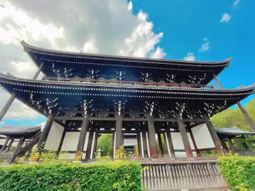 東福禅寺（東福寺）の{uncategorized: "未分類", other: "その他", undefined: "問題あり", building: "その他建物", grave: "お墓", sacred_gate: "鳥居", guardian: "狛犬", statue: "像", buddha: "仏像", history: "歴史", nature: "自然", garden: "庭園", animal: "動物", pagoda: "塔", temizu: "手水舎", mountain_gate: "山門・神門", sanctuary: "本殿・本堂", subordinate: "末社・摂社", art: "芸術", scenery: "景色", jizo: "地蔵", ema: "絵馬", goshuin: "御朱印", omikuji: "おみくじ", items: "授与品その他", amulet: "お守り", goshuincho: "御朱印帳", eats: "食事", festival: "お祭り", votive_dance: "神楽", shichigosan: "七五三参", wedding: "結婚式", experience: "体験その他", initially: "初詣", around: "周辺", anti_infection: "感染症対策"}