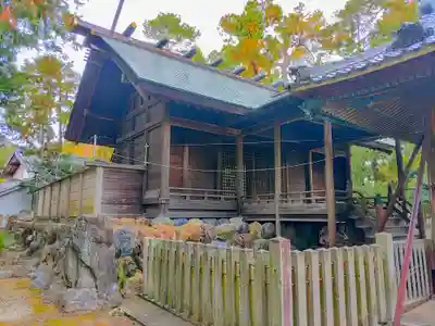 井出神社の本殿・本堂