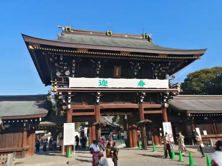 真清田神社の山門・神門