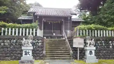 八穂神社の本殿・本堂