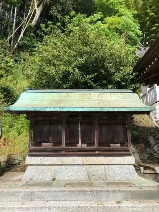 安乎八幡神社の{uncategorized: "未分類", other: "その他", undefined: "問題あり", building: "その他建物", grave: "お墓", sacred_gate: "鳥居", guardian: "狛犬", statue: "像", buddha: "仏像", history: "歴史", nature: "自然", garden: "庭園", animal: "動物", pagoda: "塔", temizu: "手水舎", mountain_gate: "山門・神門", sanctuary: "本殿・本堂", subordinate: "末社・摂社", art: "芸術", scenery: "景色", jizo: "地蔵", ema: "絵馬", goshuin: "御朱印", omikuji: "おみくじ", items: "授与品その他", amulet: "お守り", goshuincho: "御朱印帳", eats: "食事", festival: "お祭り", votive_dance: "神楽", shichigosan: "七五三参", wedding: "結婚式", experience: "体験その他", initially: "初詣", around: "周辺", anti_infection: "感染症対策"}