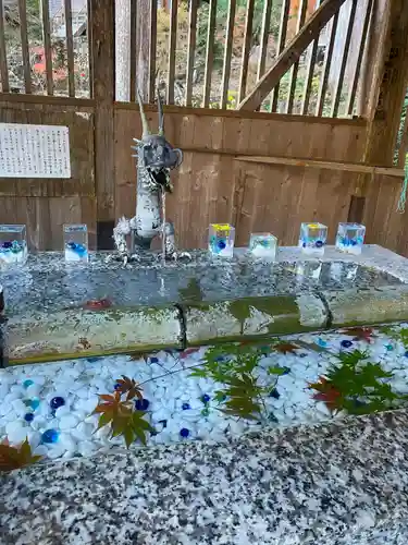 方廣寺の手水舎