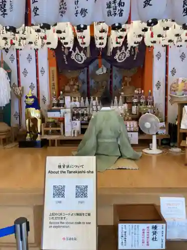 種貸社（住吉大社末社）の本殿・本堂