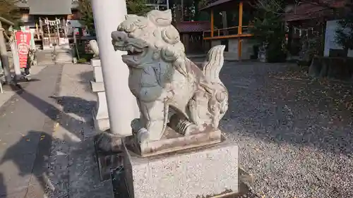 磐裂根裂神社の狛犬