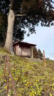 恵比須神社の{uncategorized: "未分類", other: "その他", undefined: "問題あり", building: "その他建物", grave: "お墓", sacred_gate: "鳥居", guardian: "狛犬", statue: "像", buddha: "仏像", history: "歴史", nature: "自然", garden: "庭園", animal: "動物", pagoda: "塔", temizu: "手水舎", mountain_gate: "山門・神門", sanctuary: "本殿・本堂", subordinate: "末社・摂社", art: "芸術", scenery: "景色", jizo: "地蔵", ema: "絵馬", goshuin: "御朱印", omikuji: "おみくじ", items: "授与品その他", amulet: "お守り", goshuincho: "御朱印帳", eats: "食事", festival: "お祭り", votive_dance: "神楽", shichigosan: "七五三参", wedding: "結婚式", experience: "体験その他", initially: "初詣", around: "周辺", anti_infection: "感染症対策"}