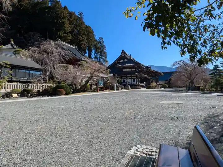 久遠寺(山梨県)