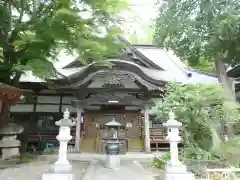 龍昌寺の本殿