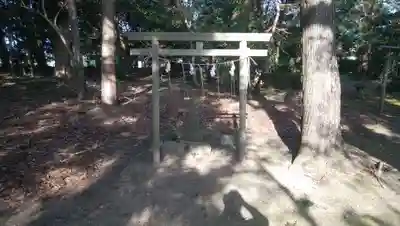 大鳥神社の末社・摂社