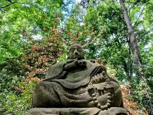 東圓寺の像