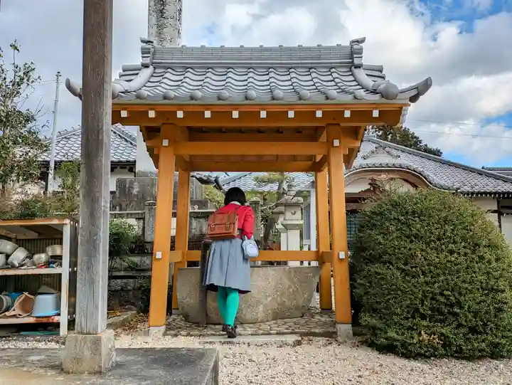 禅林寺の手水舎