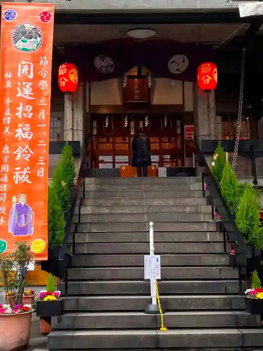 烏森神社の本殿・本堂