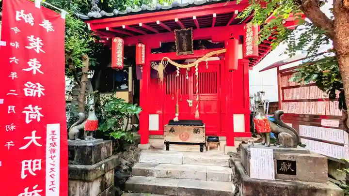 装束稲荷神社(王子稲荷神社境外摂社)の本殿・本堂