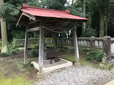 二宮赤城神社の手水舎