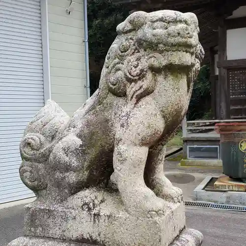 八幡神社の狛犬