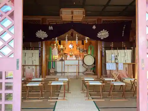 差出磯大嶽山神社 仕事と健康と厄よけの神さまの本殿・本堂