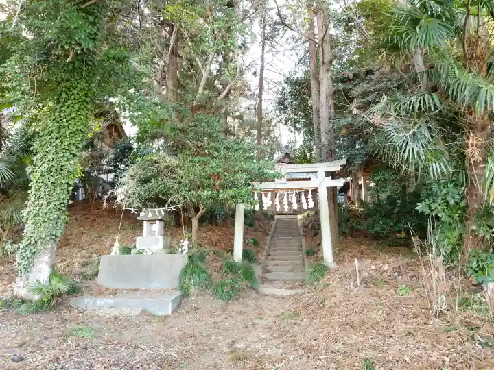 大蔵神社の{uncategorized: "未分類", other: "その他", undefined: "問題あり", building: "その他建物", grave: "お墓", sacred_gate: "鳥居", guardian: "狛犬", statue: "像", buddha: "仏像", history: "歴史", nature: "自然", garden: "庭園", animal: "動物", pagoda: "塔", temizu: "手水舎", mountain_gate: "山門・神門", sanctuary: "本殿・本堂", subordinate: "末社・摂社", art: "芸術", scenery: "景色", jizo: "地蔵", ema: "絵馬", goshuin: "御朱印", omikuji: "おみくじ", items: "授与品その他", amulet: "お守り", goshuincho: "御朱印帳", eats: "食事", festival: "お祭り", votive_dance: "神楽", shichigosan: "七五三参", wedding: "結婚式", experience: "体験その他", initially: "初詣", around: "周辺", anti_infection: "感染症対策"}