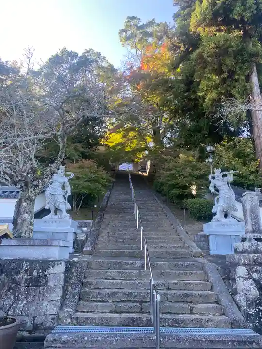 西蓮寺(三重県)