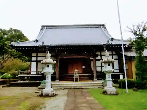 満願寺の本殿・本堂