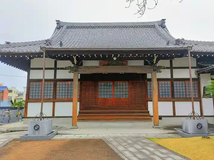 安栄寺の本殿・本堂