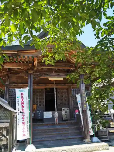 童学寺の本殿・本堂