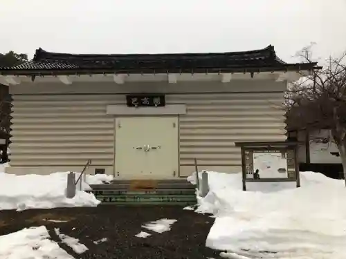 與志漏神社の建物その他