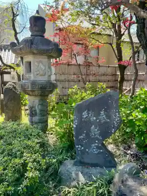 実相院の{uncategorized: "未分類", other: "その他", undefined: "問題あり", building: "その他建物", grave: "お墓", sacred_gate: "鳥居", guardian: "狛犬", statue: "像", buddha: "仏像", history: "歴史", nature: "自然", garden: "庭園", animal: "動物", pagoda: "塔", temizu: "手水舎", mountain_gate: "山門・神門", sanctuary: "本殿・本堂", subordinate: "末社・摂社", art: "芸術", scenery: "景色", jizo: "地蔵", ema: "絵馬", goshuin: "御朱印", omikuji: "おみくじ", items: "授与品その他", amulet: "お守り", goshuincho: "御朱印帳", eats: "食事", festival: "お祭り", votive_dance: "神楽", shichigosan: "七五三参", wedding: "結婚式", experience: "体験その他", initially: "初詣", around: "周辺", anti_infection: "感染症対策"}