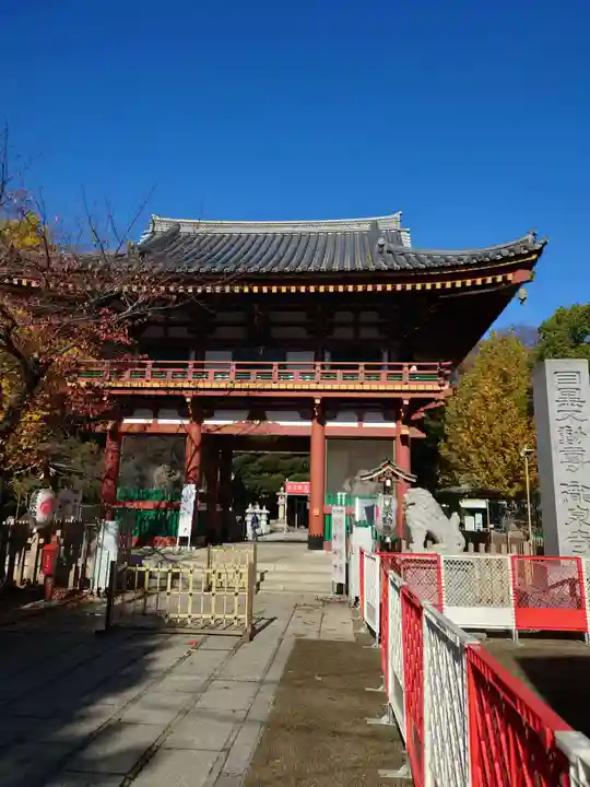 瀧泉寺(目黒不動尊)の山門・神門