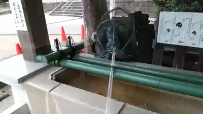 桐ヶ谷氷川神社の手水舎