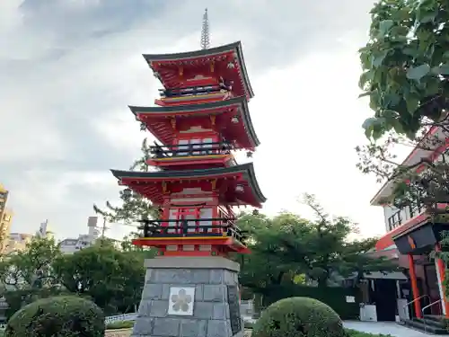 綱敷天満宮の塔