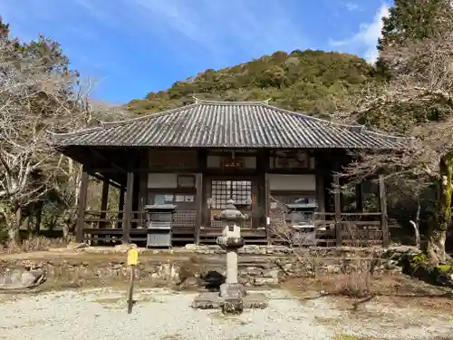 栄山寺の本殿・本堂